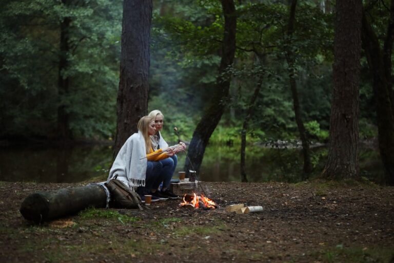 women-forest.jpg